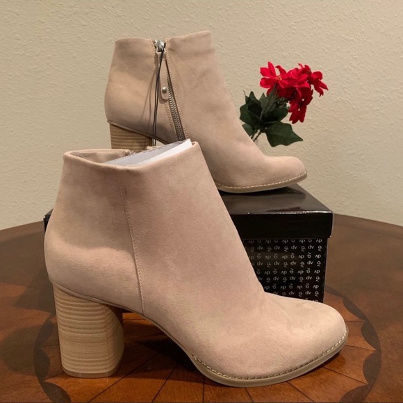 DV by dolce vita ankle boot New in box! - Picture 2 of 7